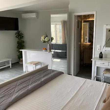 Rokamare Apartment Liapades
